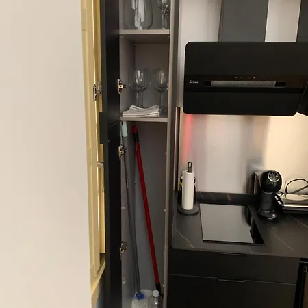 Luxury Chinitas 11 Apartment
